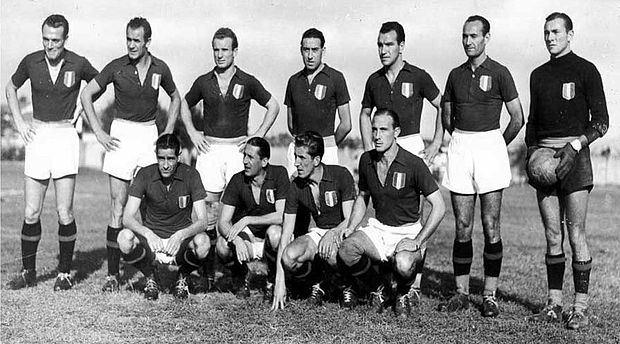 Grande Torino before a match in 1946/47 season, Calcio legends